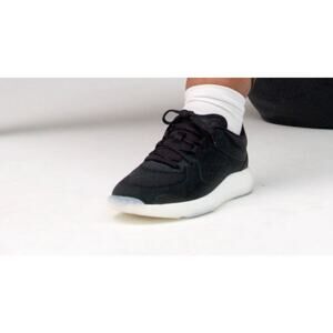Lululemon Womens Strongfell Train Sneakers Black/White Size 9 $128